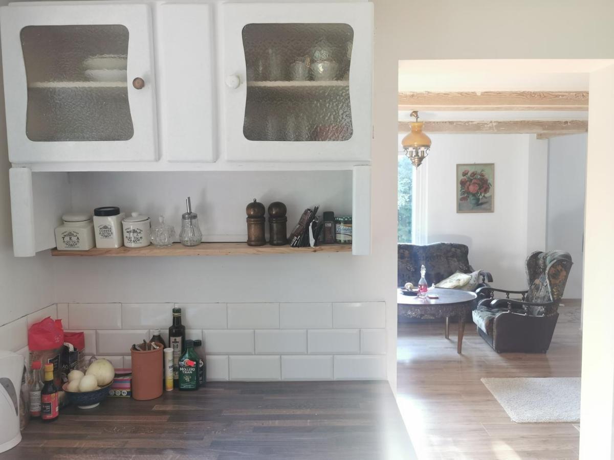 Vila Buglandia Parosla Exteriér fotografie